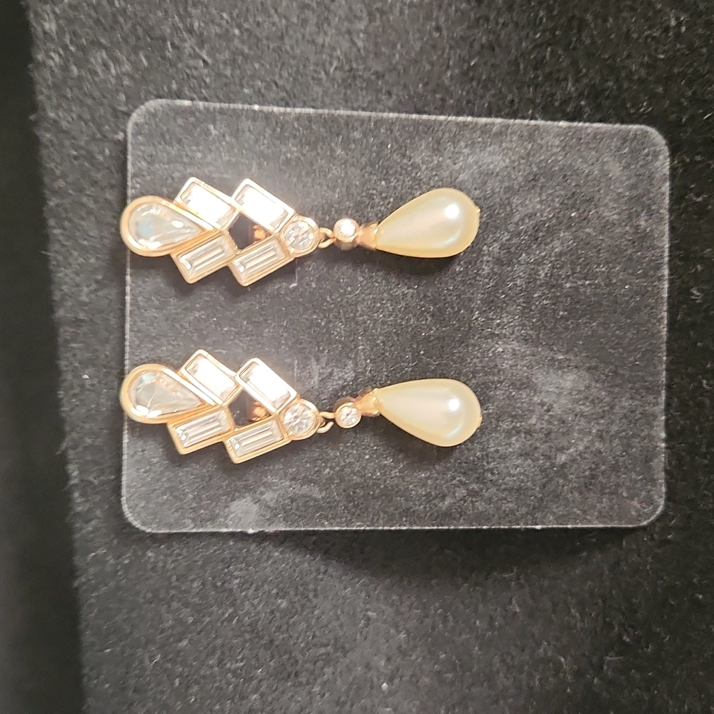 SAL Swarovski vintage clip earrings